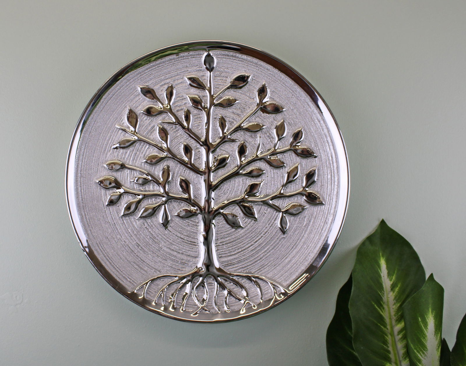 Ceramic Silver Tree Of Life Plate, Wall Hanging or Freestanding 27cm Ceramic Silver Tree Of Life Plate, Wall Hanging or Freestanding 27cm